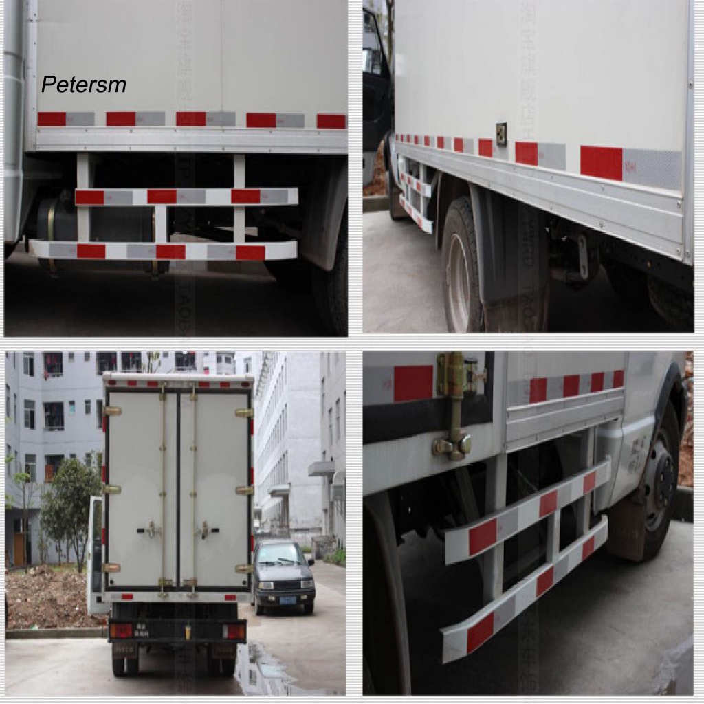 Tape Reflektif Anti Air PP Untuk Kendaraan Merah Putih Body Eksterior Strip Reflektif Mobil Khas