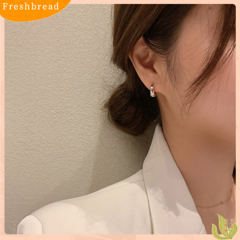 < Freshbread > 1pasang Anting Lingkaran Geometris Tindik Halus Kepribadian Electroplating Telinga Dekorasi Tebal Minimalis Tetesan Air Hoop Earrings Perhiasan Aksesori