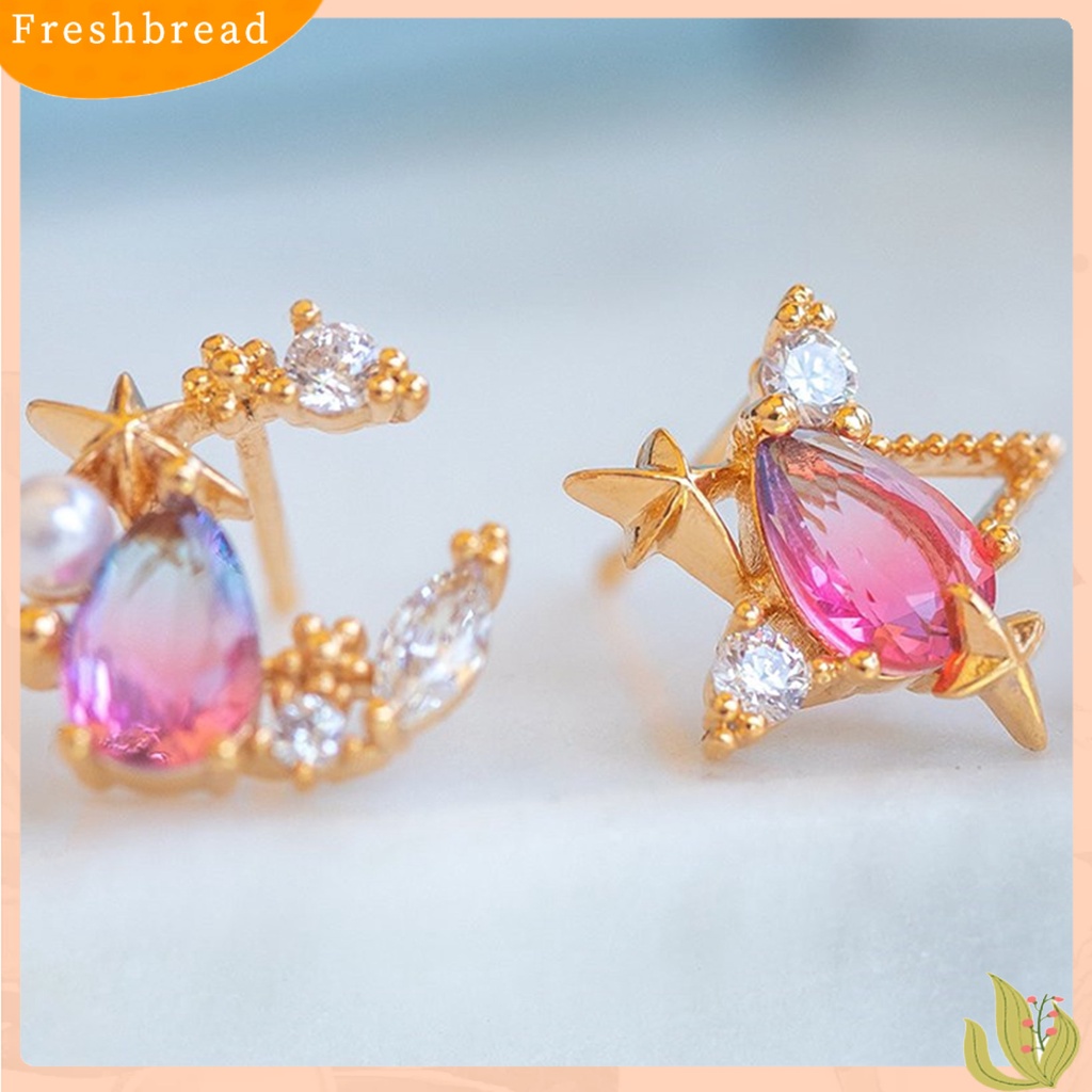 &lt; Freshbread &gt; 1pasang Anting Tusuk Telinga Alloy Chic Piercing Hias Bulan Bintang Berlian Imitasi Untuk Liburan