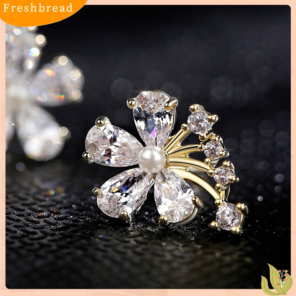 &lt; Freshbread &gt; Wanita Cubic Zirconia Mutiara Imitasi Hias Bunga Telinga Stud Anting Perhiasan Hadiah