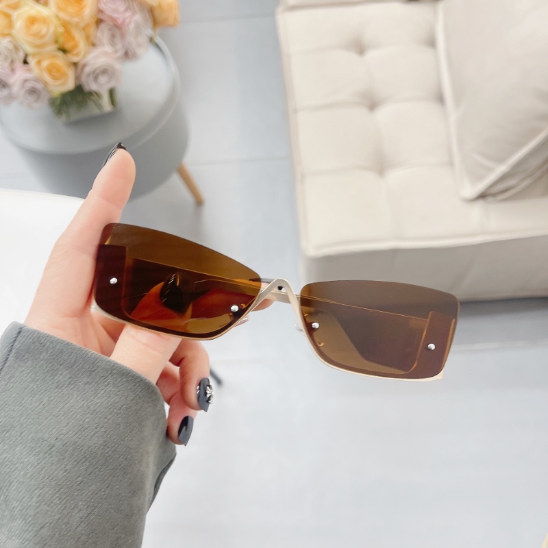 (YUZHU) Western Fashion Rimless Cat Eye Sunglasses Untuk Wanita Cyberpunk Half Frame Sunshade Sunglasses
