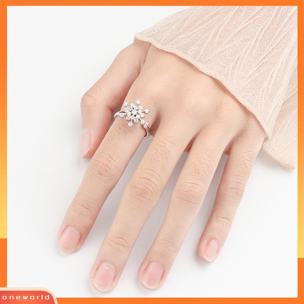 [EONE] Wanita Cincin Pembukaan Yang Dapat Diputar Berlian Imitasi Mengkilap Hias Berkilau Pereda Kecemasan Tahun Baru Hadiah Natal Snowflake Pernikahan Pertunangan Cincin Perhiasan Untuk Pacaran