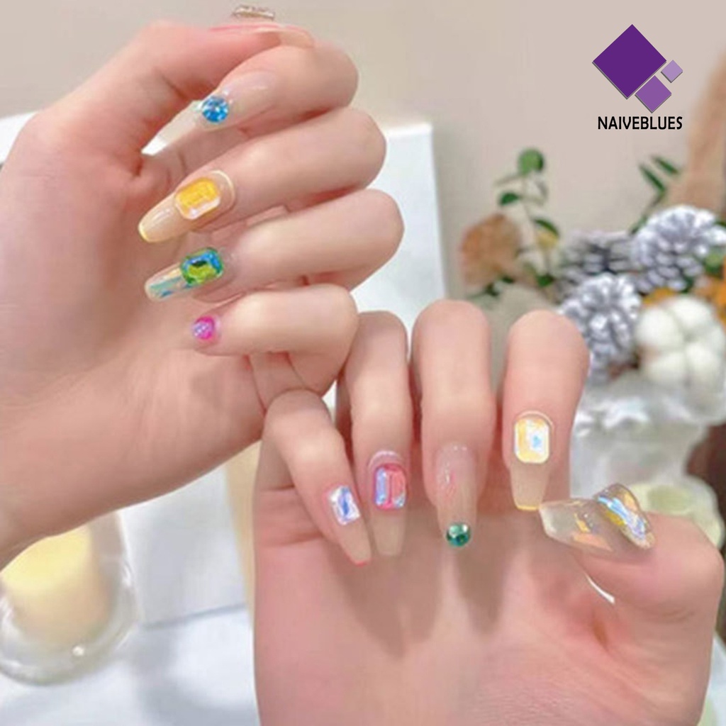 [naiveblues] 1kotak Nail Art Berlian Imitasi Bersinar Tiga Dimensi Glitter DIY Mini6Delapan Imitasi