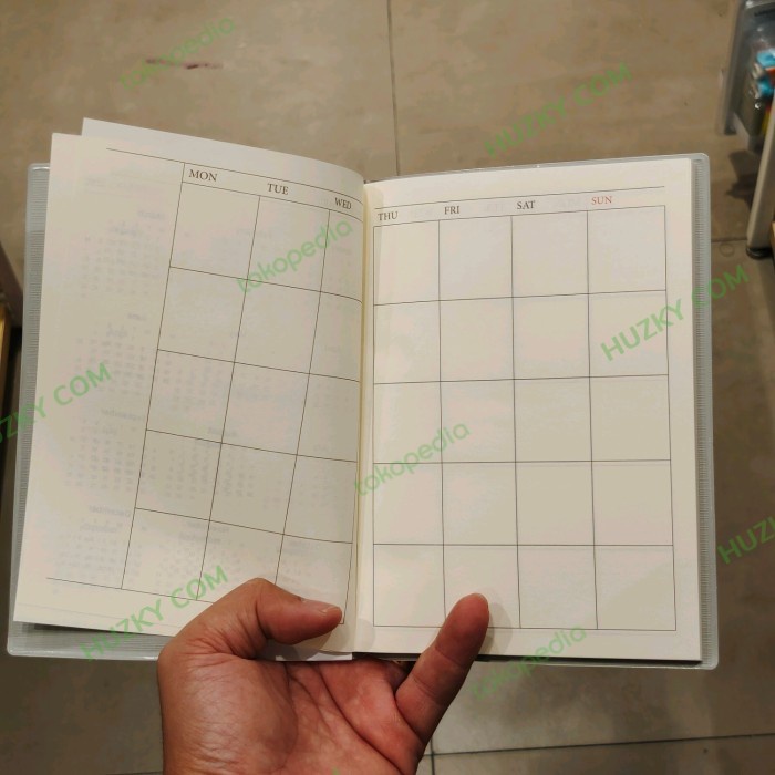 

MINISO Buku Diary dengan Kalender 2023, Monthly dan Weekly Planner - Blue