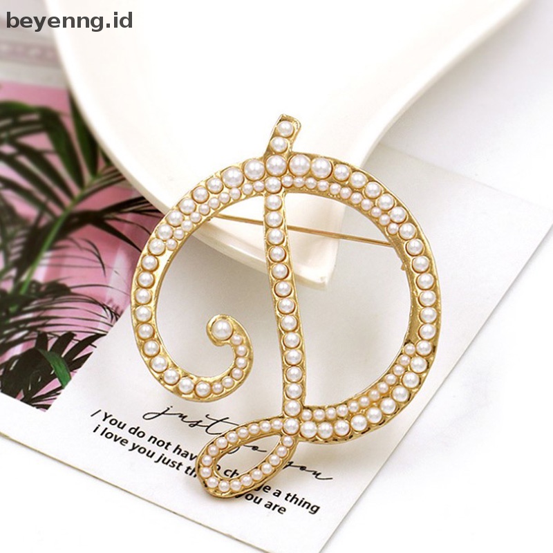 Beyen 1pc Bros Elegan Korsase Perhiasan Mutiara Huruf Inggris Pin ID