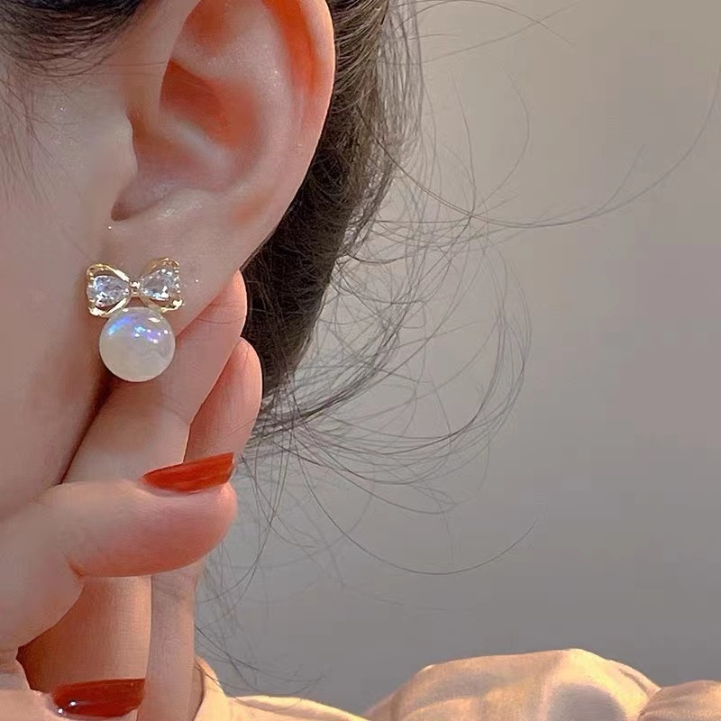 Ahellogirl Mermaid Pearl Earrings Untuk Wanita S925 Perak Jarum Indah Super Berkilau Zirkon Bow Tie Earrings Cahaya Mewah Anting Kecil