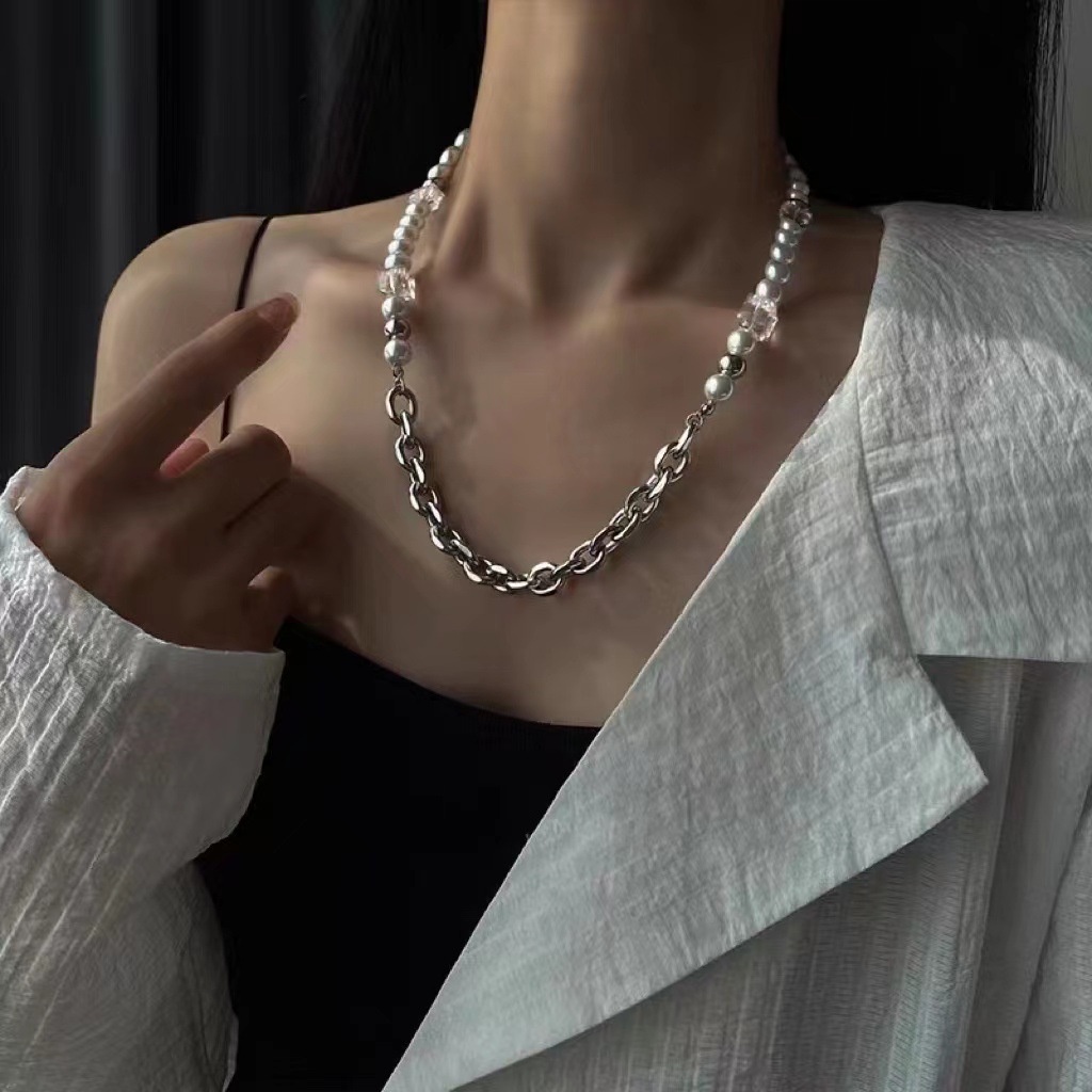 Kalung Hip Hop Bahan Titanium Steel Dengan Manik-Manik Kristal Dan Mutiara Untuk Pasangan