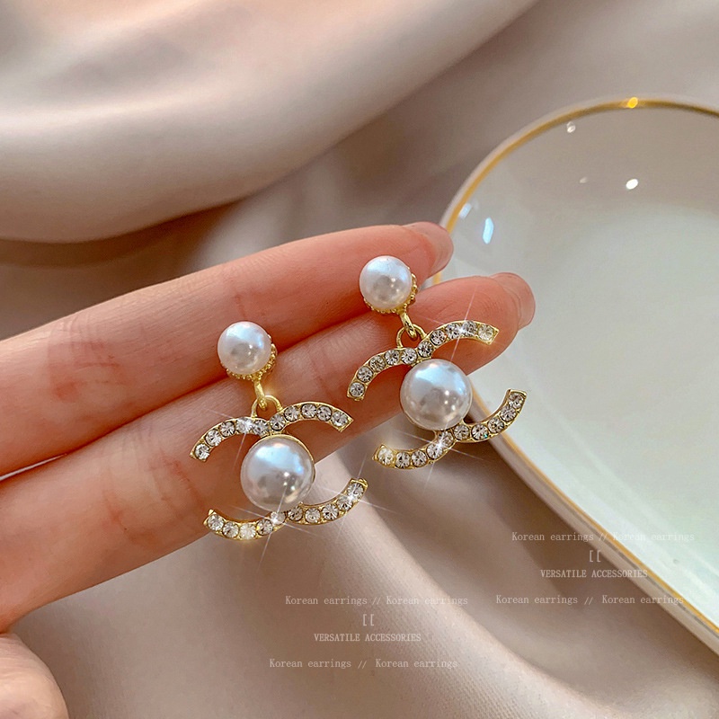 Anting Mutiara C Ganda Desain niche Anting Temperamen Mewah Ringan2023Hiasan Telinga Trendi Baru