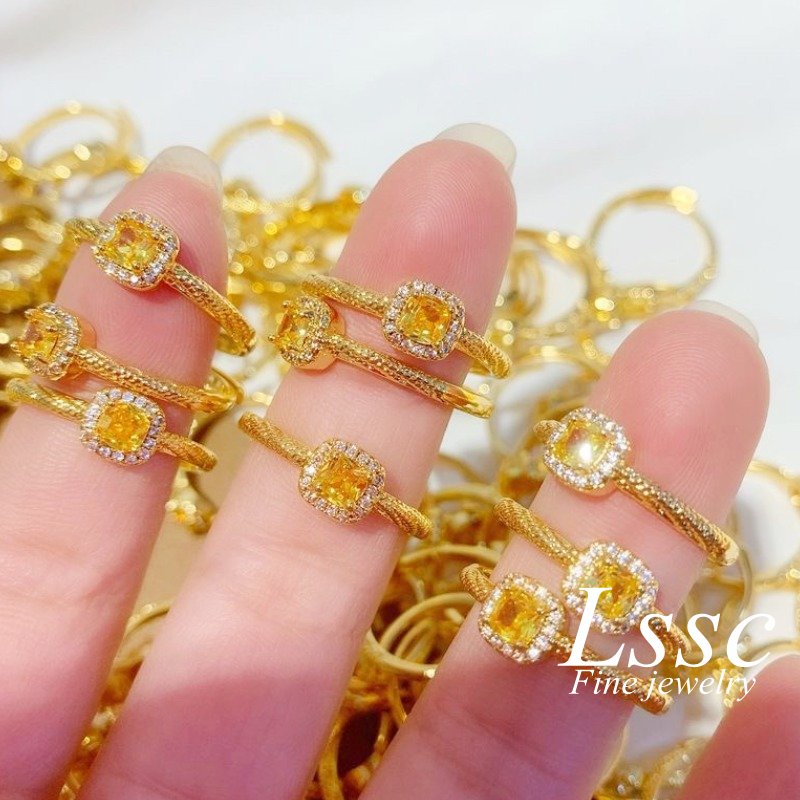 Cincin Titanium Wanita Anti Karat Permata Kristal Kuning Emas 18K Cantik Korea Aksesoris Perhiasan