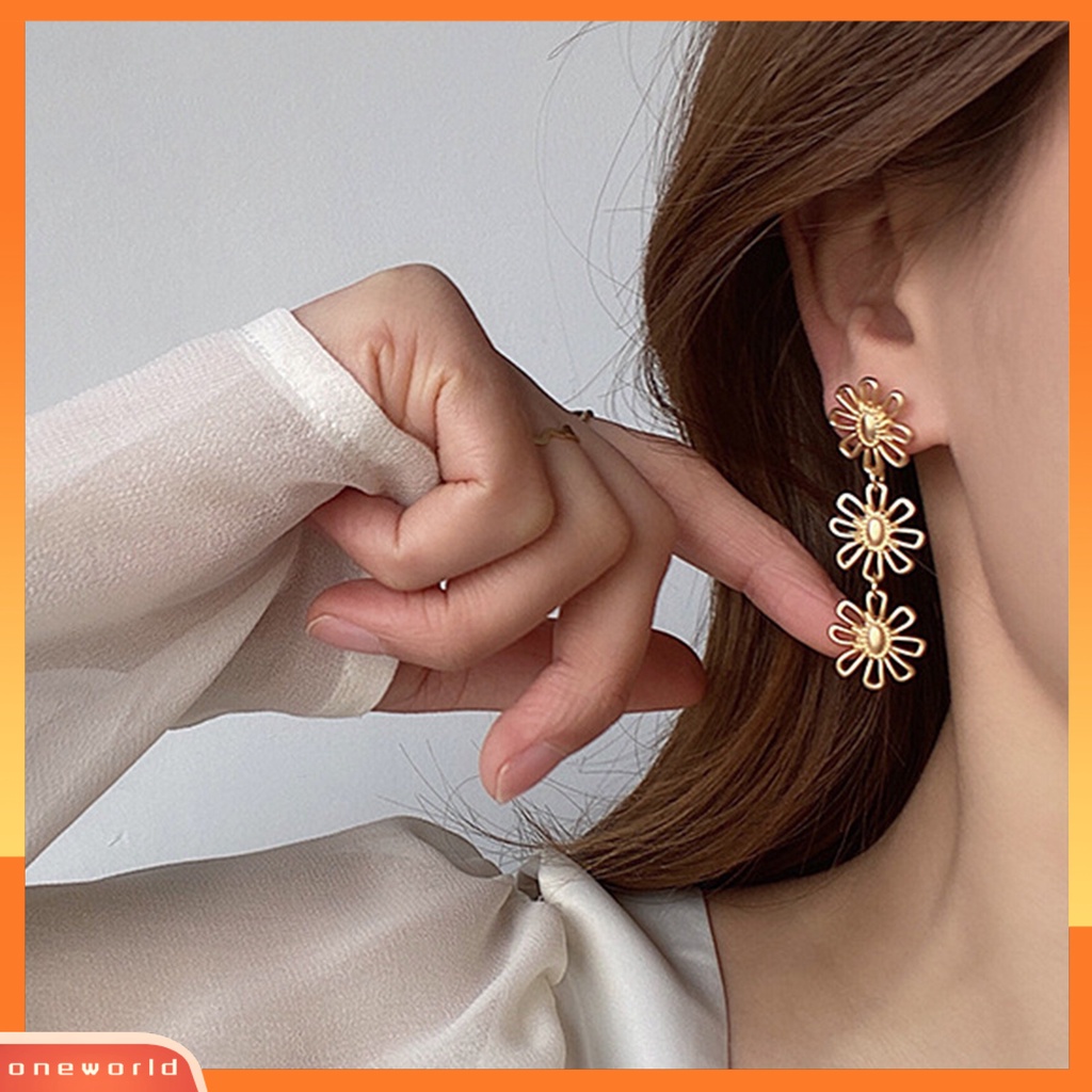 [WOD] 1pasang Anting Pejantan Vintage Panjang Temperamen Berongga Keluar Geometris Hias Hadiah Wanita Gadis Bunga Liontin Drop Earrings Perhiasan Untuk Pakaian Sehari-Hari