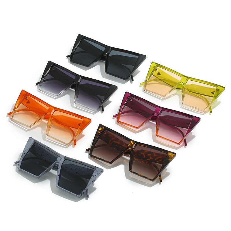 (YUZHU) Mode Barat Oversized Frame Rivet Cat Eye Sunglasses Kepribadian Fashion Baru Gradien Sunglasses