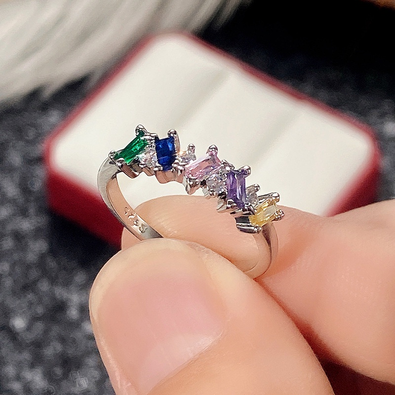 Cincin Cubic Zirconia Warna-Warni Untuk Wanita Fashion Tunangan Pernikahan Aksesoris Warna Perak Perhiasan Cincin Yang Baru Didesain