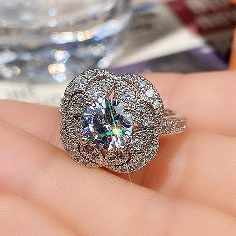 Cincin Cubic Zirconia Putih Kristal Aksesoris Pernikahan Untuk Wanita Kualitas Tinggi Warna Perak Cincin Pertunangan Perhiasan Trendi