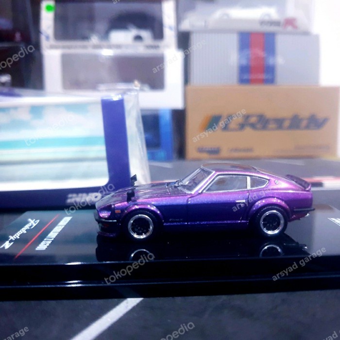 TERBARU Inno64 Nissan Fairlady Z S30 Midnight Purple open segel