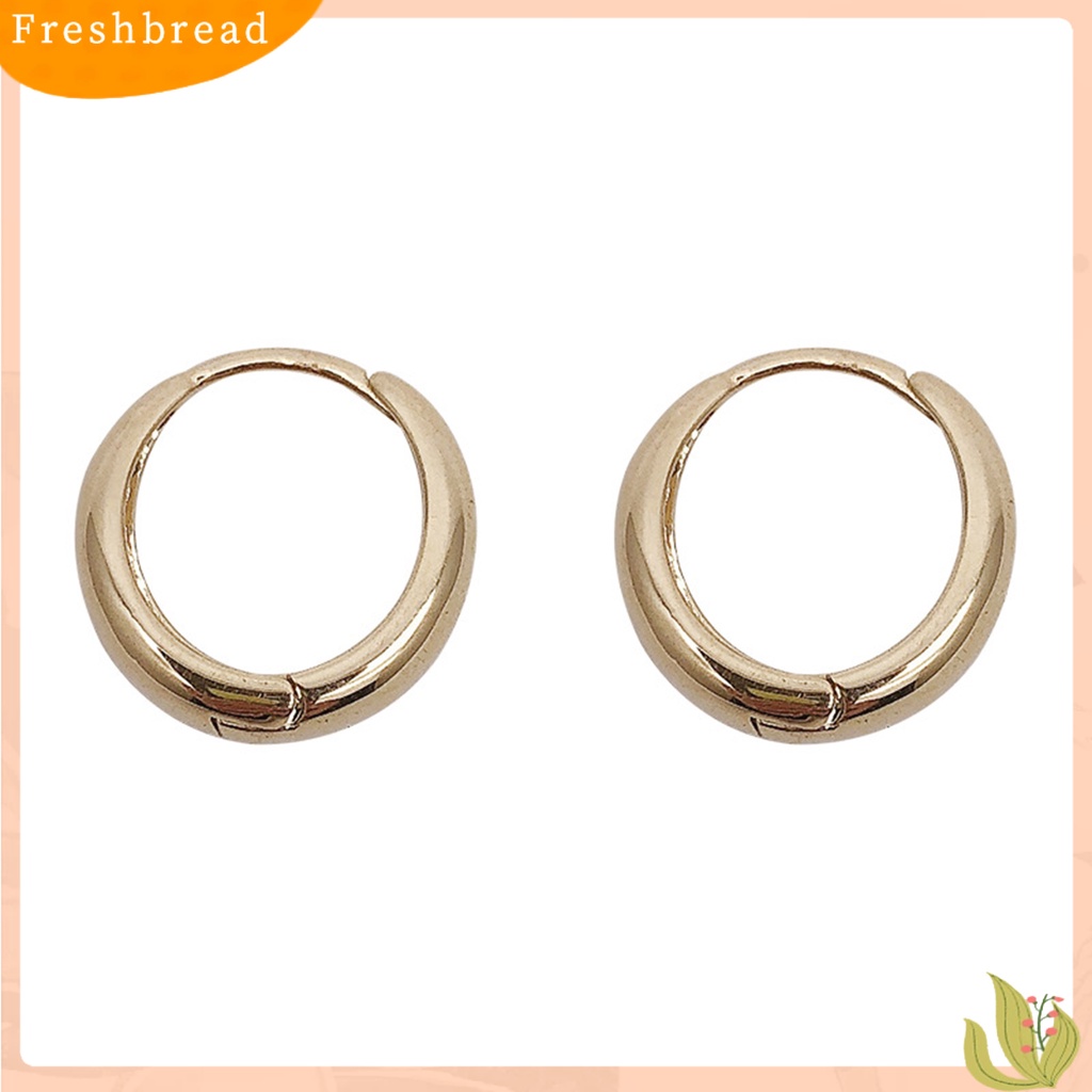 &lt; Freshbread &gt; 1pasang Anting Lingkaran Geometris Tindik Halus Kepribadian Electroplating Telinga Dekorasi Tebal Minimalis Tetesan Air Hoop Earrings Perhiasan Aksesori