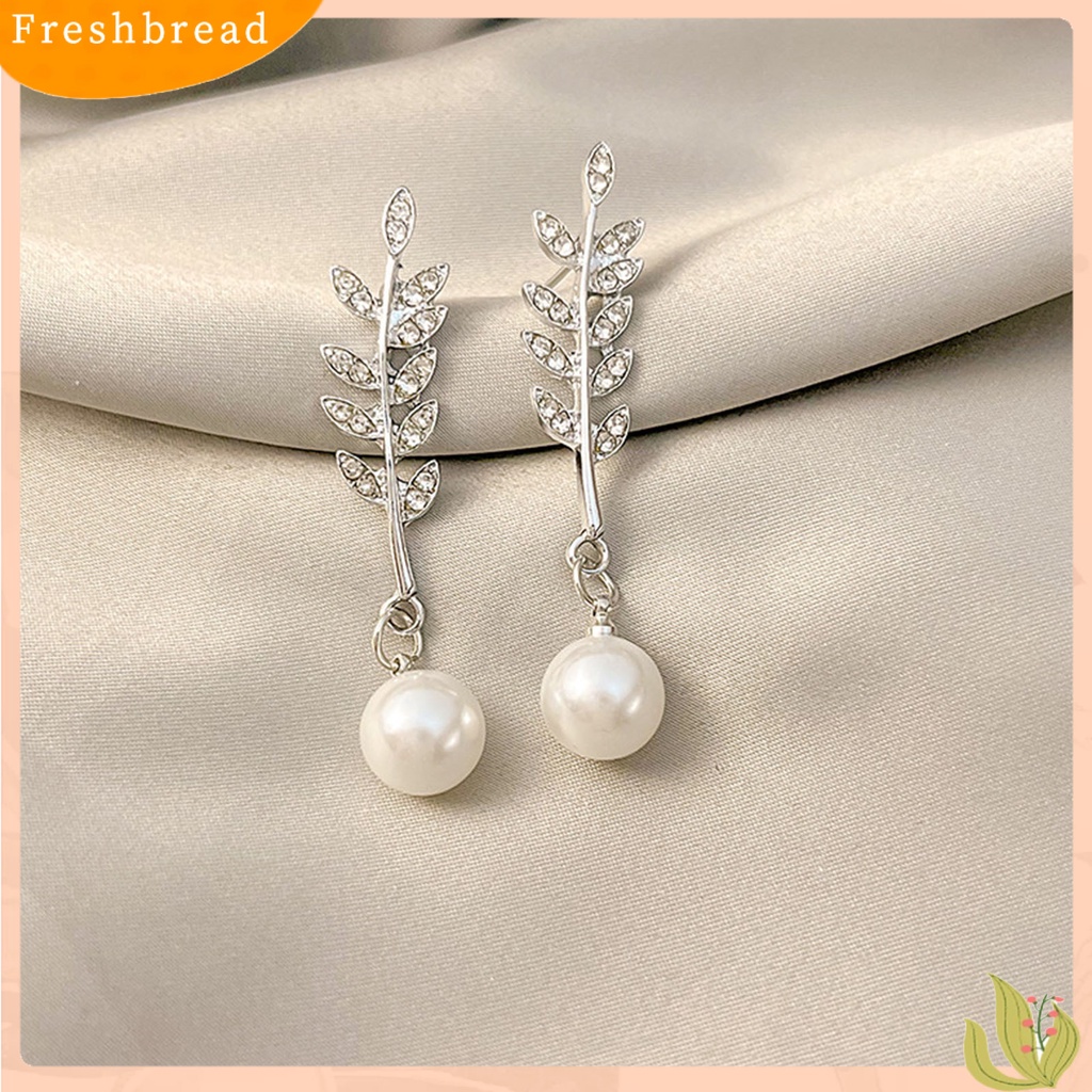 &lt; Freshbread &gt; 1pasang Anting Stud Temperamen Shiny Cubic Zirconia Tetesan Air Mutiara Imitasi Panjang Hias Hadiah Wanita Telinga Beras Liontin Drop Earrings Perhiasan Untuk Pacaran