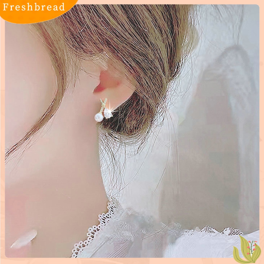 &lt; Freshbread &gt; 1pasang Ear Studs X Shaped Shining French Style Rhinestone Hias Dekorasi High Gloss Tidak Teratur Faux Zircon Pearl Women Earrings Untuk Pesta