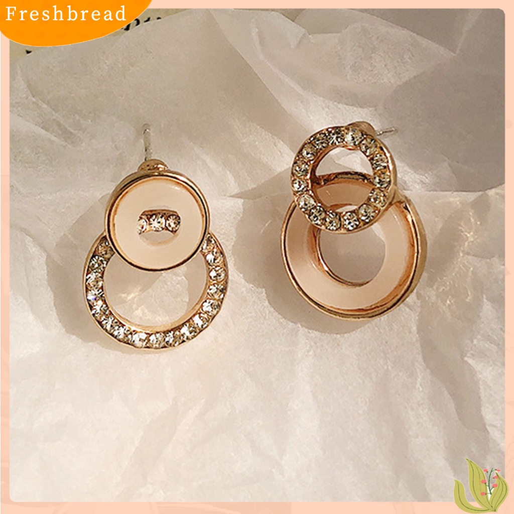 &lt; Freshbread &gt; 1pasang Anting Lady Bulat Berlian Imitasi Asimetris Hollow Out Stud Earrings Untuk Hadiah