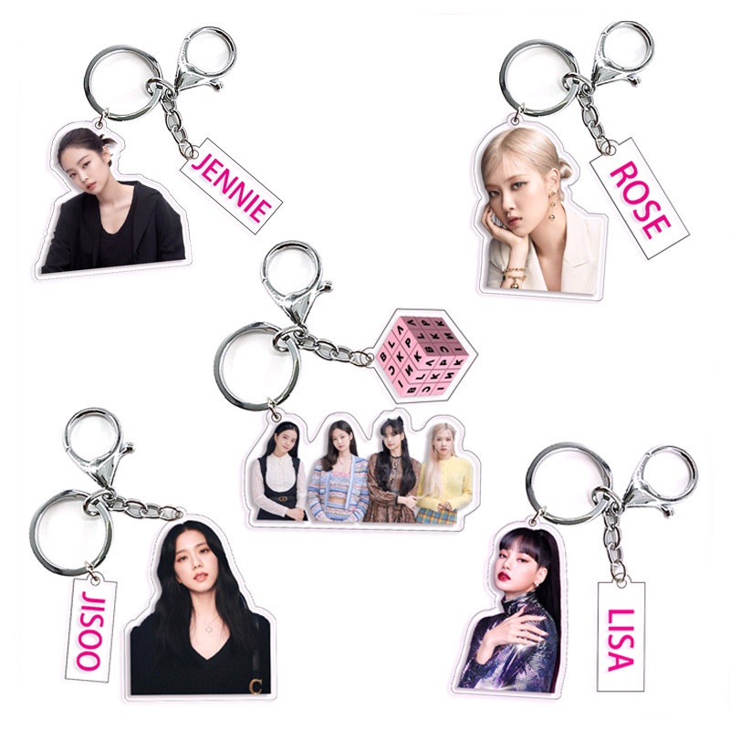 1pcs Korea Blackpink Gantungan Kunci Acrylic Mungil JINNIE JISOO LISA ROSE BP Karakter Liontin Untuk Festival Perempuan Dewasa Blackpink