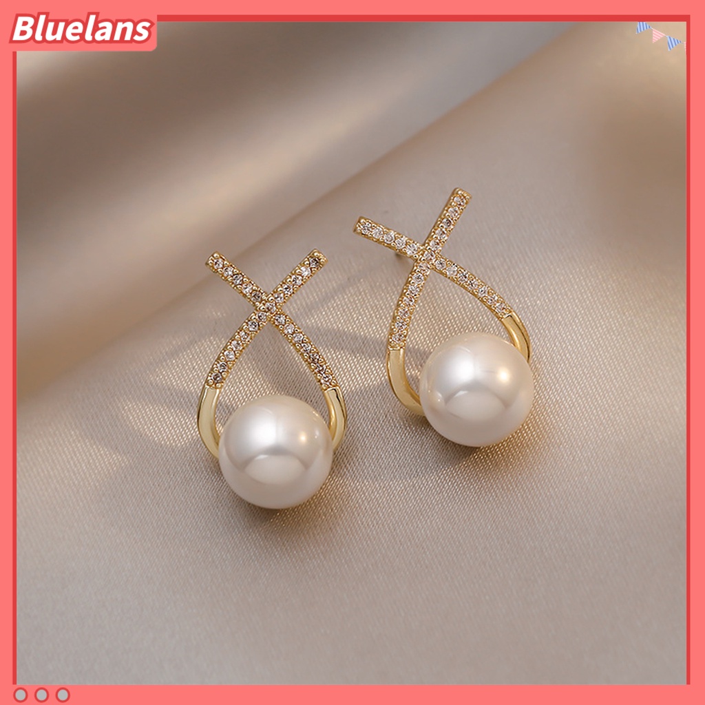 {In Stock} 1pasang Anting Stud Desain Salib Temperamen Berlian Imitasi Mengkilap Berkilau Semua Pertandingan Dekorasi Hadiah Ulang Tahun Wanita Mutiara Imitasi Ear Studs Perhiasan Pernikahan Untuk Perjamuan