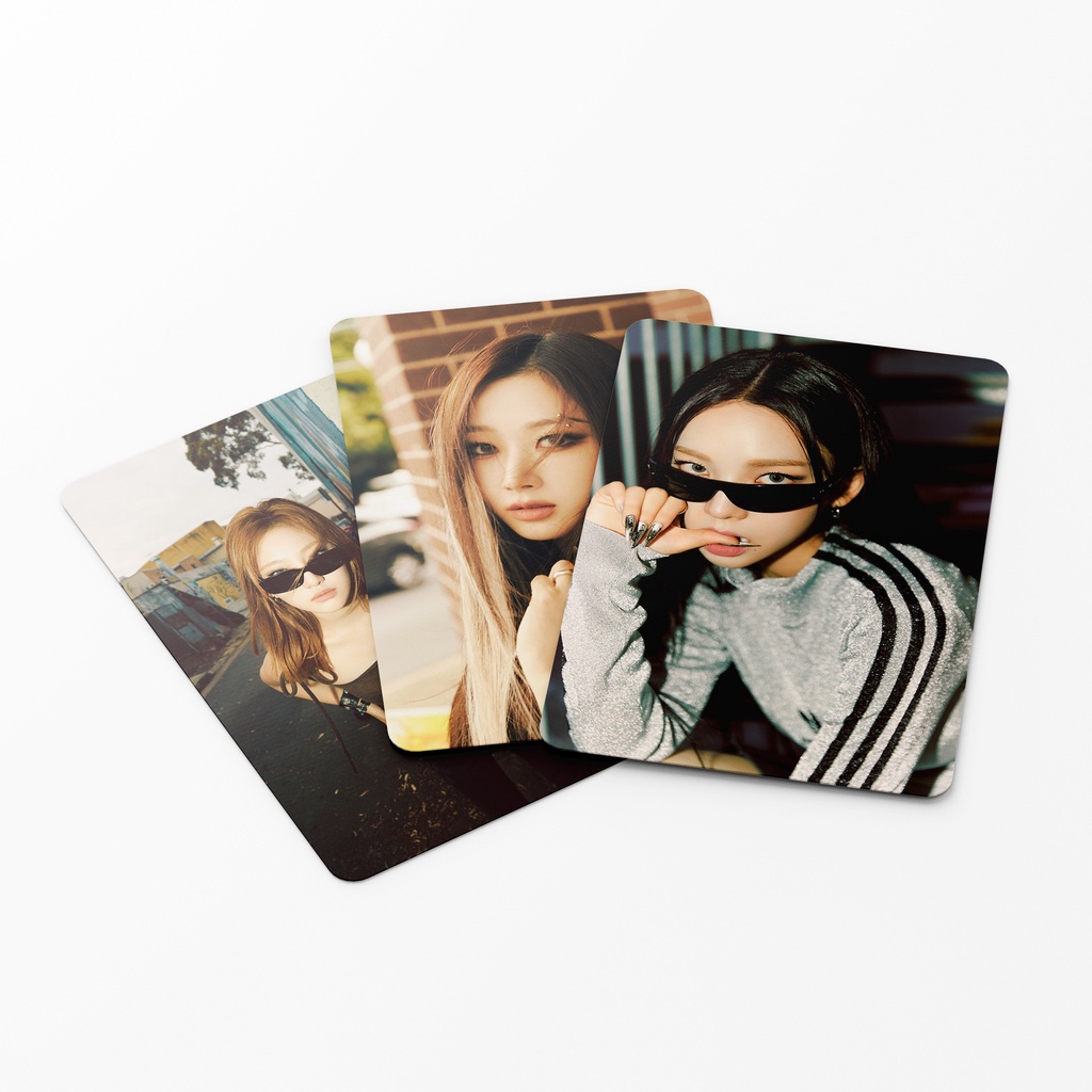 55pcs/box AESPA MY WORLD Photocards GISELLE WINTER KARINA NINGNING Kartu Lomo2023Kartu Pos Kpop