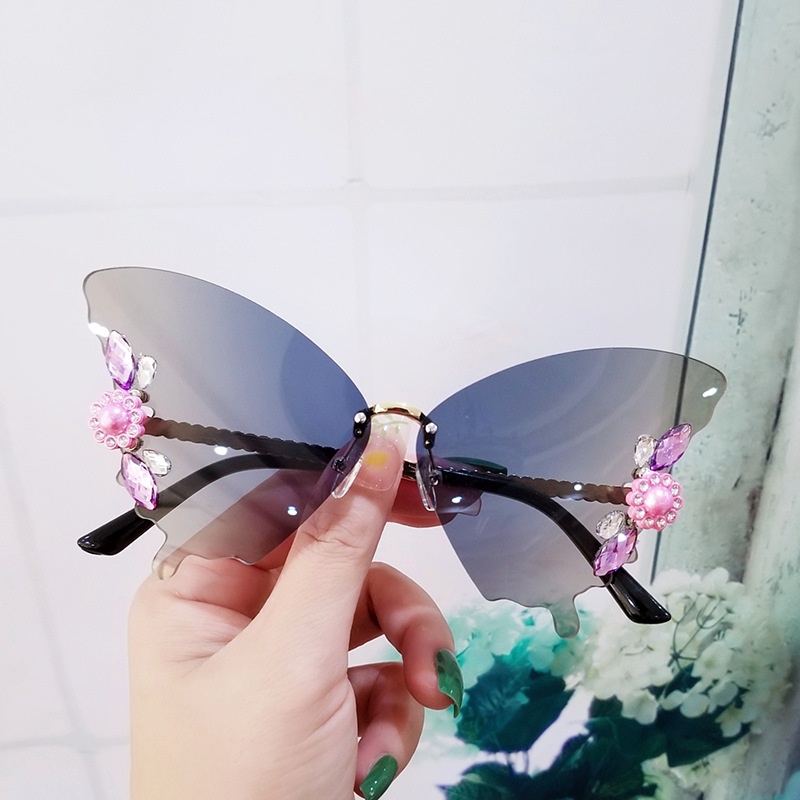 (YUZHU) Western Fashion Butterfly Rimless Sunglasses Kacamata Hitam Gradasi Berlian Untuk Wanita