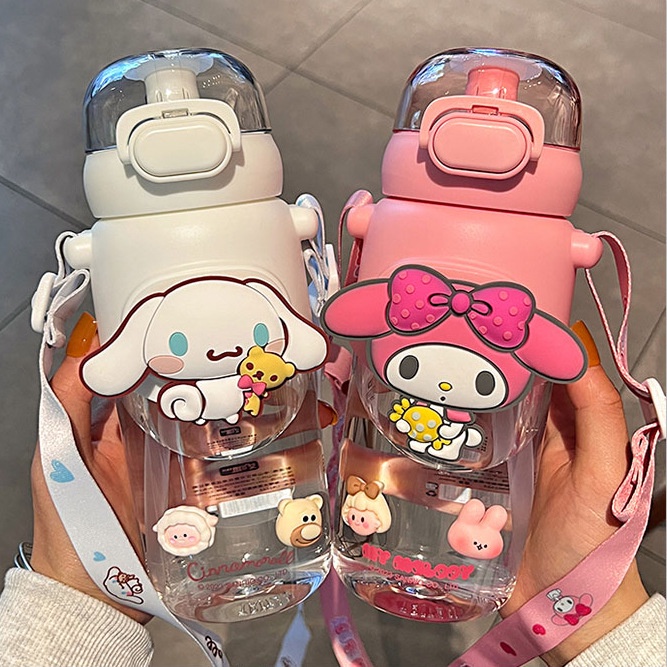 Mug 600Ml Sanrio Thermos Cangkir Air Cangkir Termos Mug Lucu Kartun Cinnamoroll Kuromi Melody Botol Air Plastik Portabel Tahan Lama untuk Hadiah Anak-anak