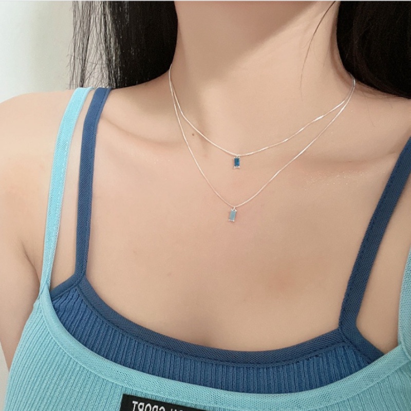 Roselife Minimalis S925 Perak Mengkilap Laut Biru Mungil Kubus Zirkon Liontin Kalung Untuk Wanita Perempuan Vintage Klasik Kecil Berlian Imitasi Pesona Kalung Perhiasan