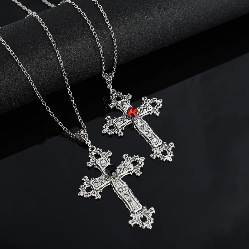 Vintage Gothic Berlian Imitasi Inlay Cross Pendant Alloy Kalung/Unisex Kepribadian Jalan Geometri Klavikula Rantai Perhiasan