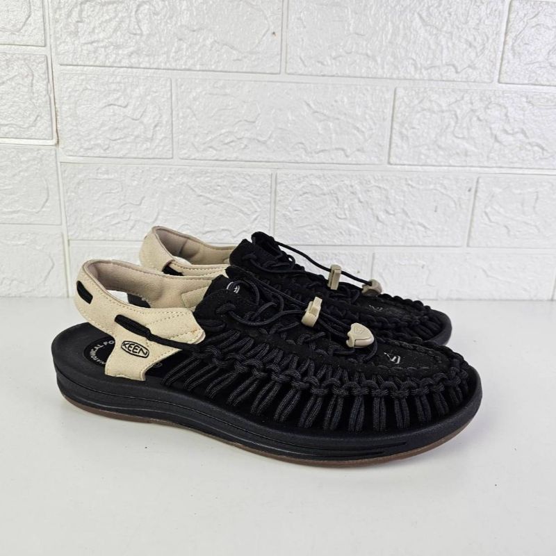 SANDAL SLIDE KEEN UNEEK BLACK CREAM