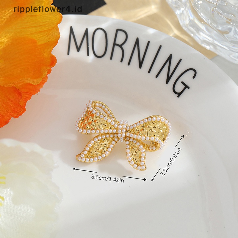 {rippleflower4.id} Baroque Imitasi Mutiara Busur Bros Wanita Tren Elegan Lingkaran Daun Bros Pin Pesta Hadiah Pernikahan~
