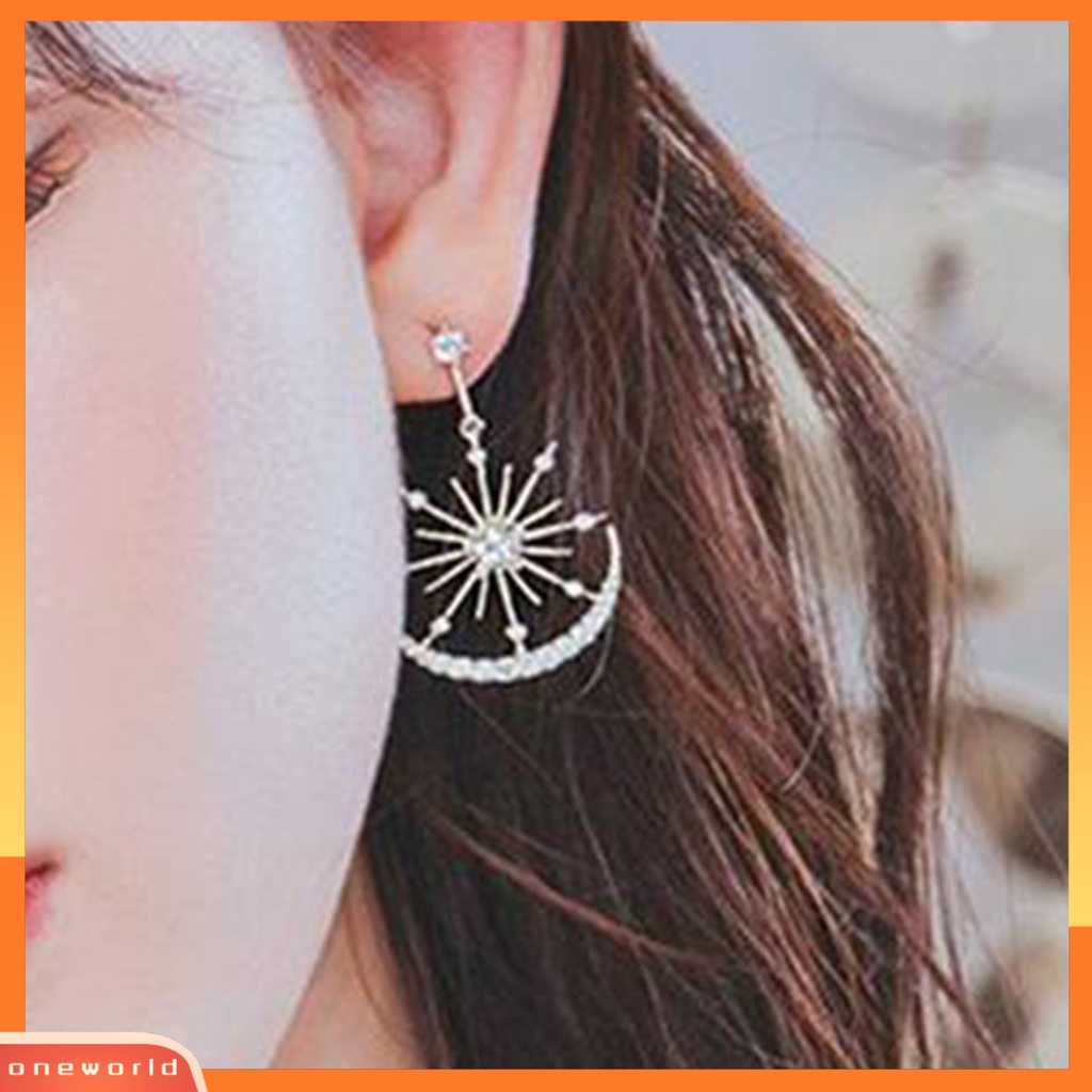 [WOD] 1pasang Anting Bulan Bintang Indah Mata-catching Gaya Mudah Cocok Anting Wanita Kasual Untuk Pakaian Sehari-Hari