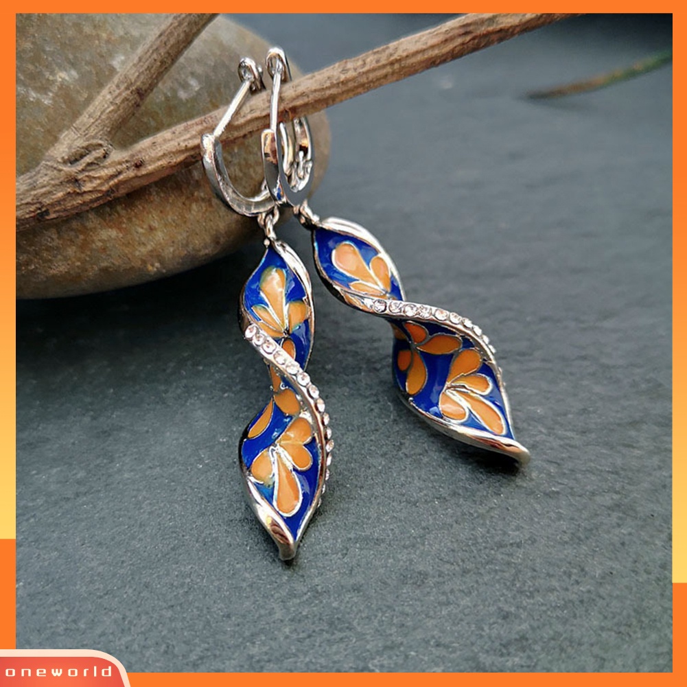 [WOD] Wanita Enamel Berlian Imitasi Hias Plumeria Bunga Spiral Menjuntai Huggie Earrings