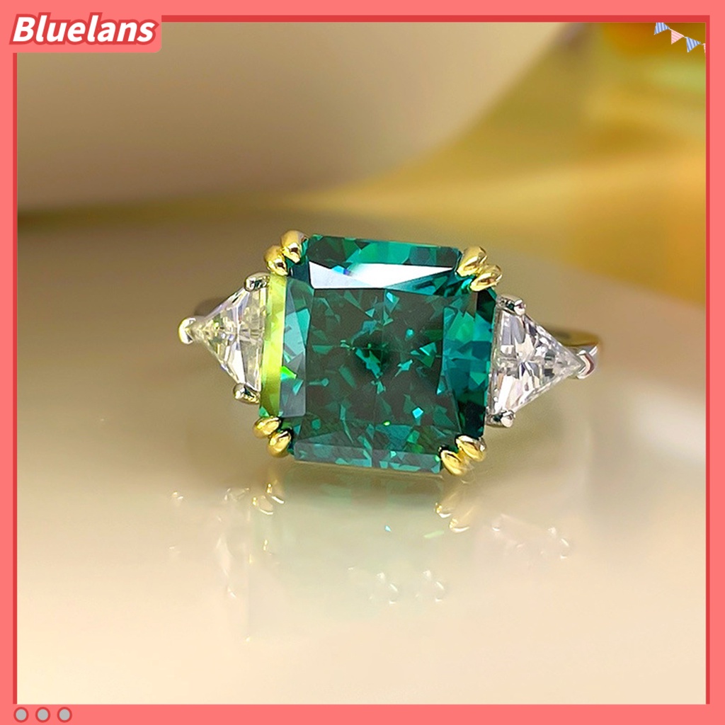 [BLS] Cincin Jari Gaya Sederhana Semua Pertandingan Berkilau Mempesona Efek Visual Ultra-Ringan Hias Alloy Wanita Simulasi Permata Batu Zamrud Ring Untuk Wanita