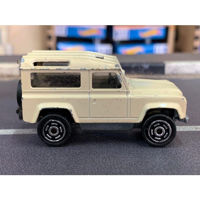 Majorette 266 Land Rover 90 Krem Made in France Loose Pack