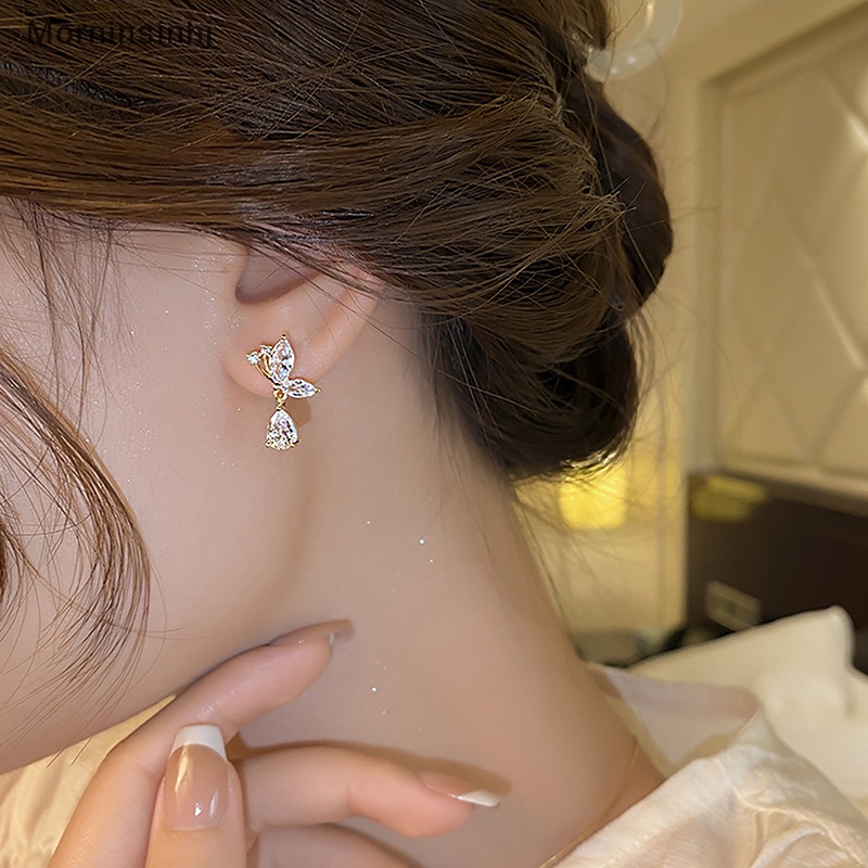 Mornin 1pasang Fashion Warna Silver Stud Earrings Vintage Butterfly Shiny Zircon Ear Stud Untuk Wanita Aksesoris Pesta Perhiasan Hadiah id