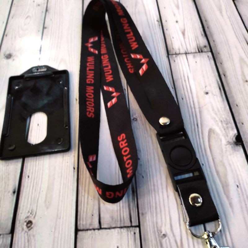 

WULING MOTORS LANYARD / TALI ID CARD WULING MOTORS PRINTING