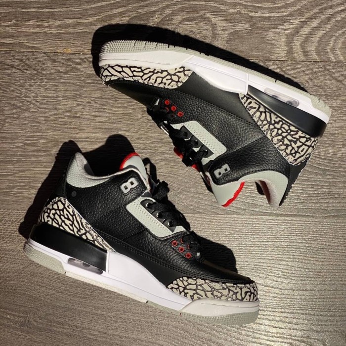 Sepatu Air Jordan 3 Black Cement - Black Cement, 36