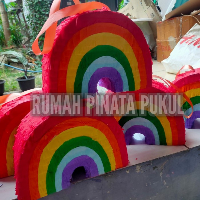 

pinata mini rainbow