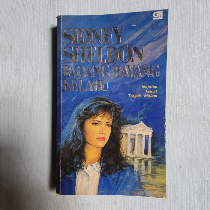 Novel Padang bayang kelabu by Sidney S