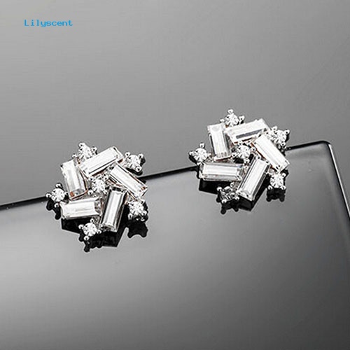 Lilyscent Women's Lucky Windmill Berlian Imitasi Warna Perak Ear Stud Earrings Perhiasan Pesta