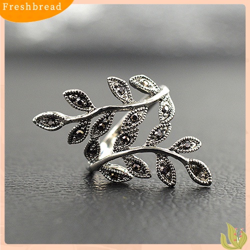 &lt; Freshbread &gt; Wanita Vintage Punk Bentuk Daun Berlian Imitasi Dekorasi Cincin Pesta Perhiasan Charms