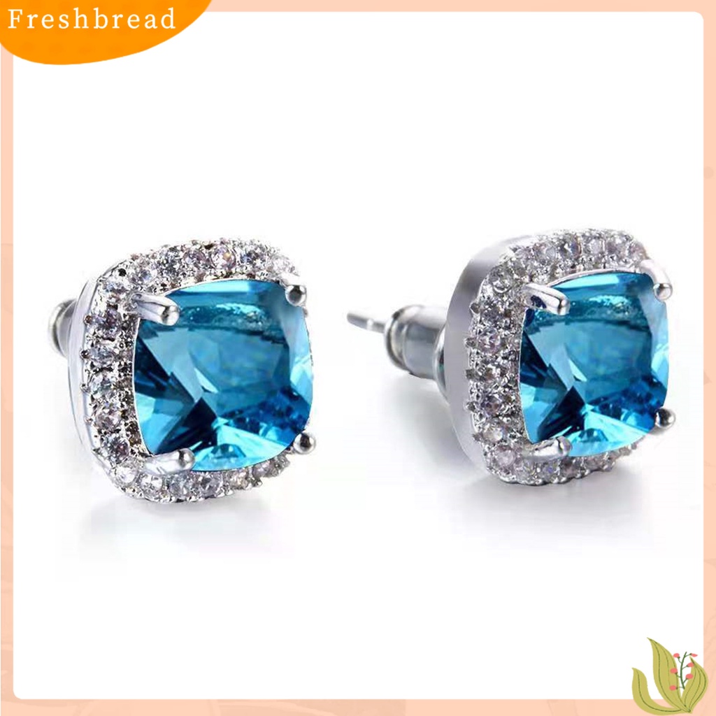 &lt; Freshbread &gt; 1pasang Giwang Telinga Persegi Kepribadian Indah Alloy Cubic Zirconia Hias Piercing Studs Earrings Untuk Kehidupan Sehari-Hari