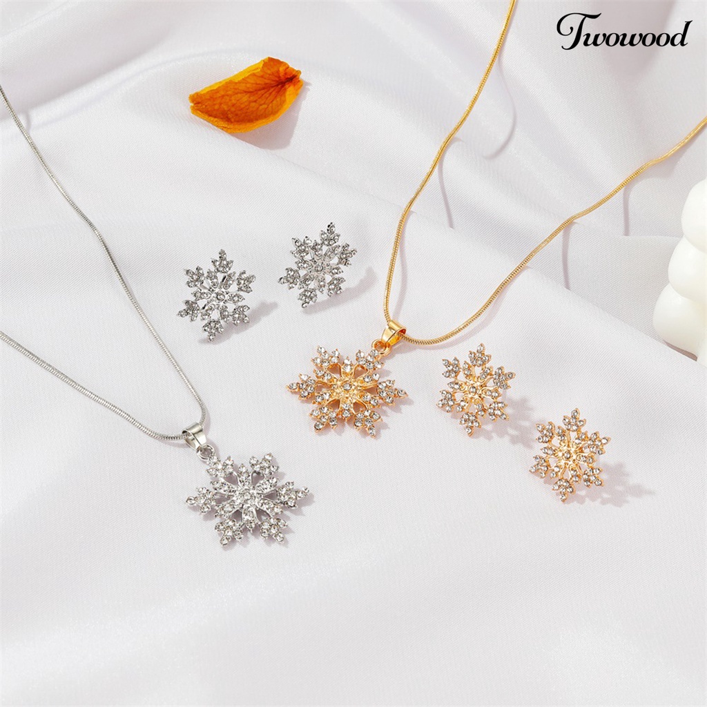 Twowood 1set Ear Studs Glitter Anti Alergi Elegan Temperamen Bentuk Snowflake Berlian Imitasi Anting Kalung Perhiasan Aksesori