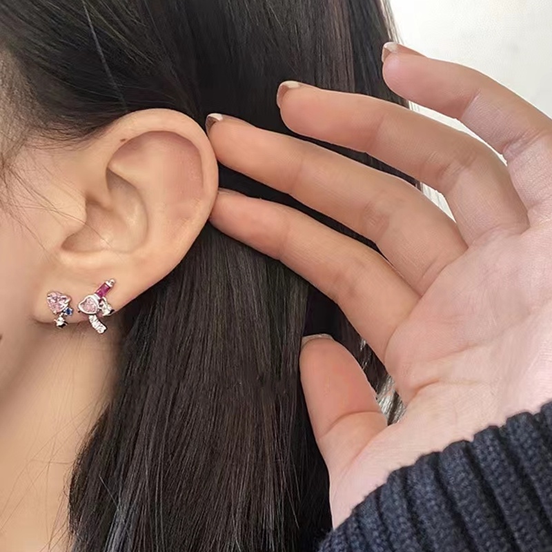Papaozhu Bergaya S925 Perak Bersinar Merah Muda Kristal Gun-Bentuk Jantung Stud Anting-Anting Untuk Wanita Gadis Manis Berkilauan Berlian Imitasi Anting-Anting Kepribadian Telinga Perhiasan