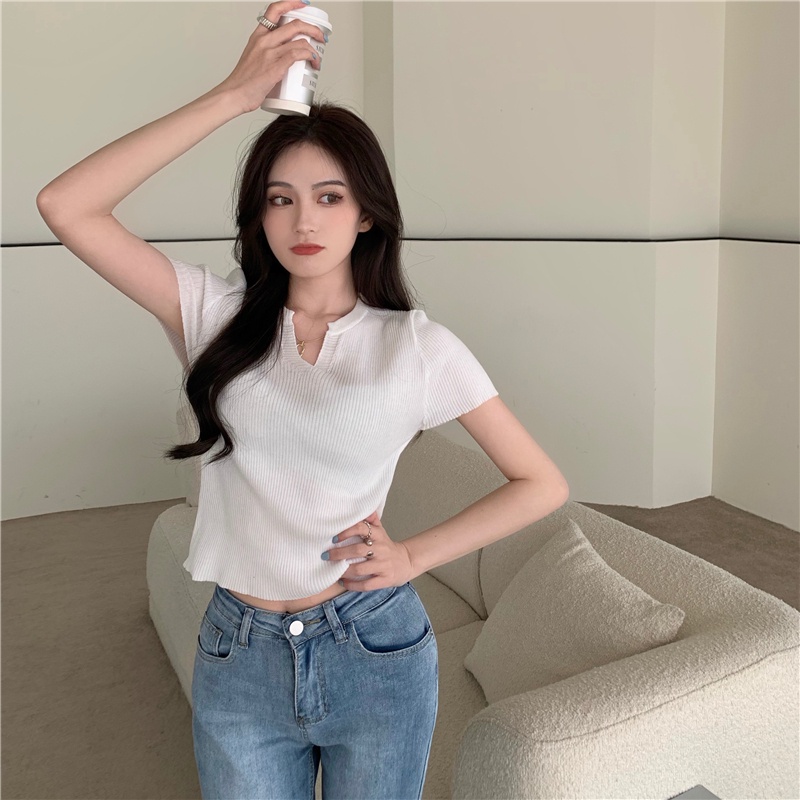 Kaos V-neck warna solid rajutan musim panas Korea untuk wanita FD37970421