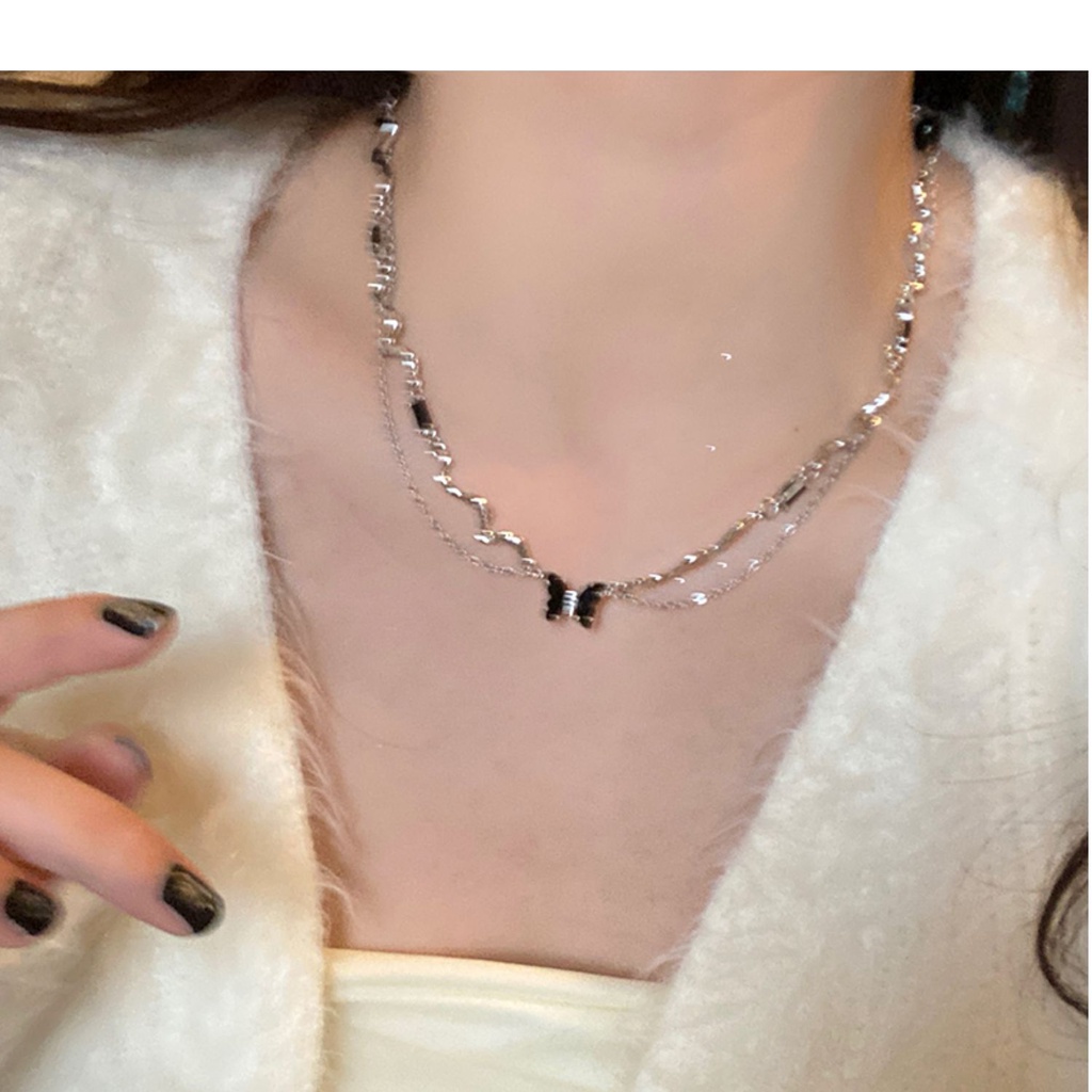 Kalung Kupu-Kupu Ganda Untuk Wanita Elegan Tidak Teratur Kerah Sliver Rantai Choker Aksesoris Perhiasan