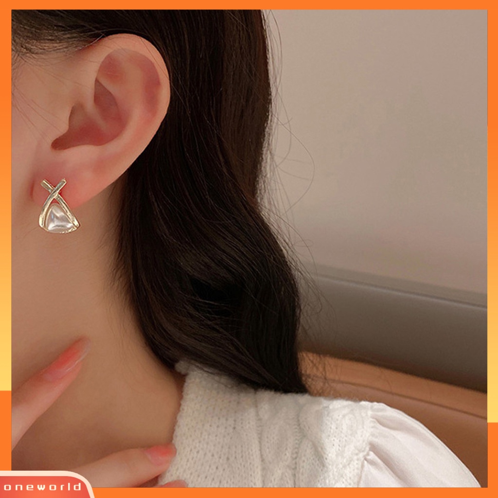 [EONE] 1pasang Anting Pejantan Geometris Segitiga Gaya Korea Temperamen Mutiara Imitasi Ear Studs Perhiasan Aksesori