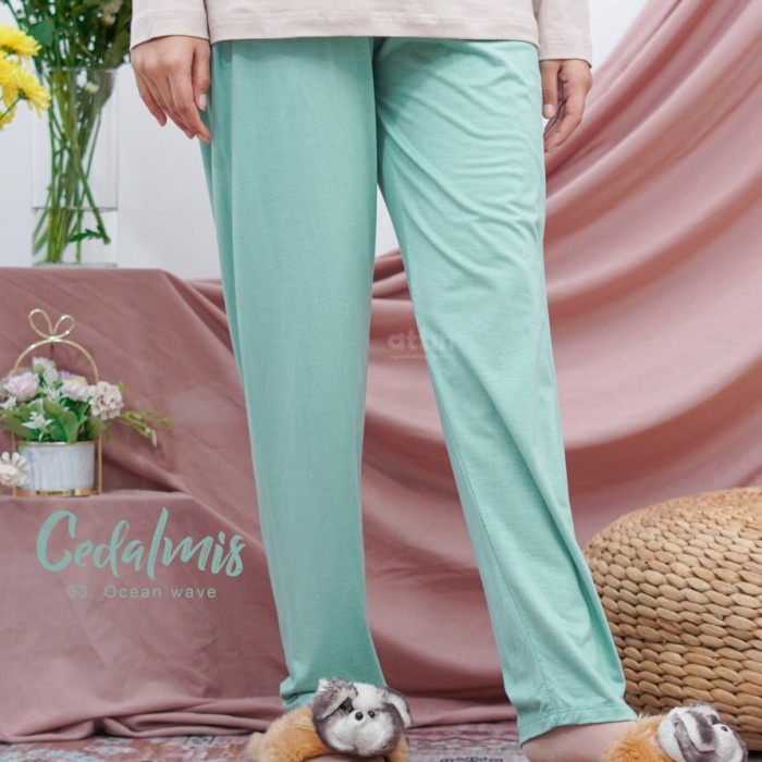 Celamis wanita / Cedalmis celana dalaman gamis - Grape