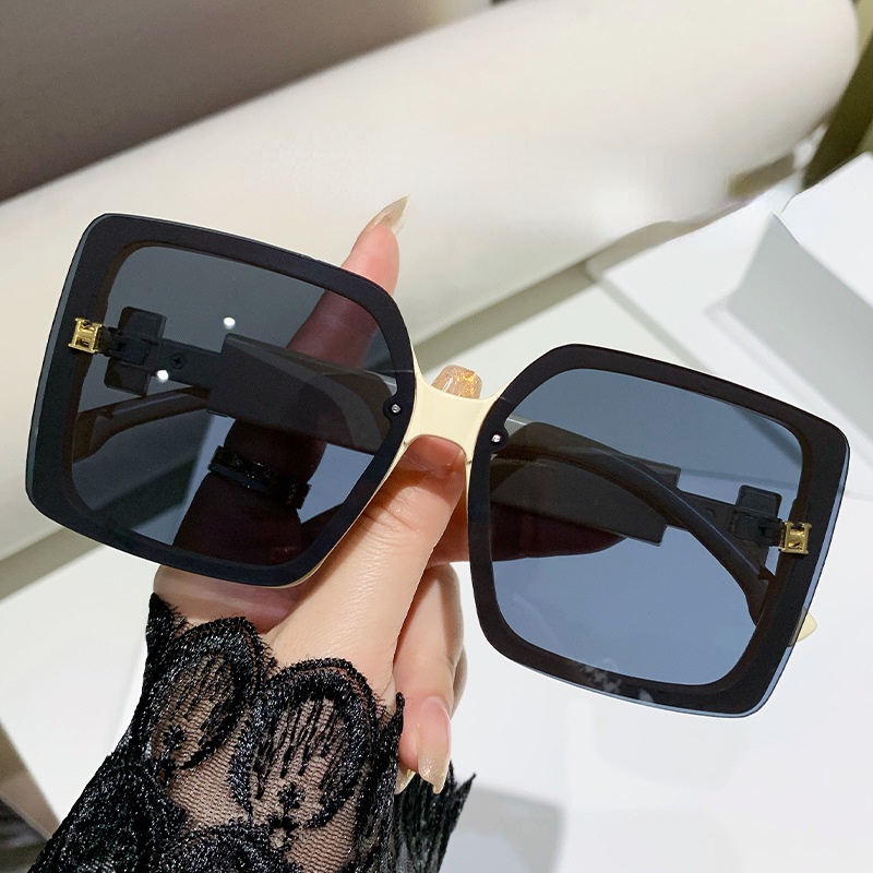 Kacamata Hitam Fashion Square Aesthetic Shades Untuk Wanita/Pria Metal Frame Sunglasses Eyewear